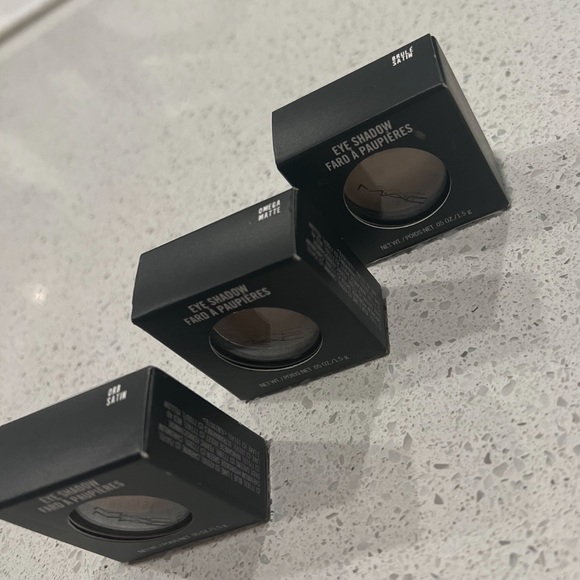 MAC Eyeshadow Bundle: Orb, Omega, & Brulé - Picture 3 of 6